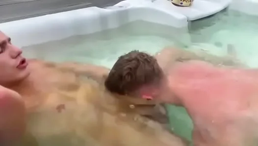 Blonde Stud Chases Huge Load in Wild Underground Blowjob Fixation – 18+
