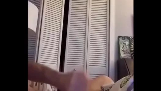 Morning Wood Leads to Steamy Solo Session – Huge Cum Payoff
