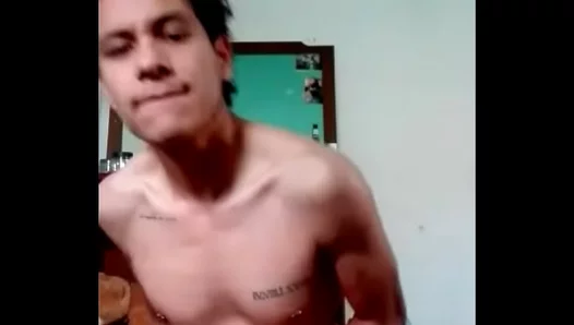 Daniel Villalpando Gets Hot n Steamy in Bareback Twink Action – AmateurGayScene 18+