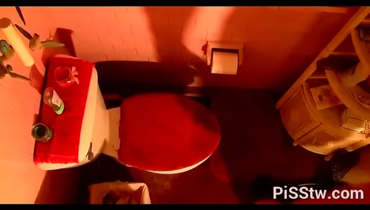 Morning Glory: Young Twins Embrace Steamy Golden Showers – LiveCam 18+