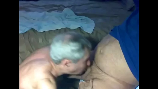 Deep Throat Mastery: Tommy1 Takes On a Hung Hairy StepDaddy – Hot Blowjob Skills 18+
