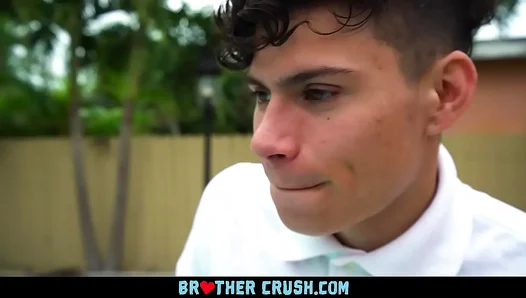 Horny Hairy Stepbrother Turns Up the Heat in Filthy Blowjob Scene – GayXXX 18+