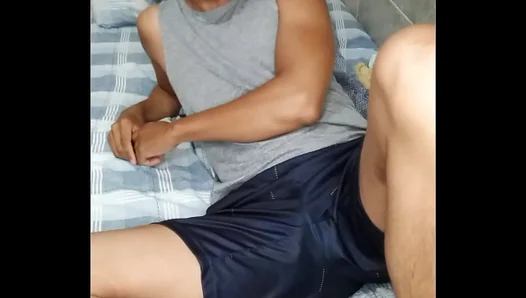 Hot Brunettes Spicy Solo Show: Teasing You LIVE – GayTeenX 18+