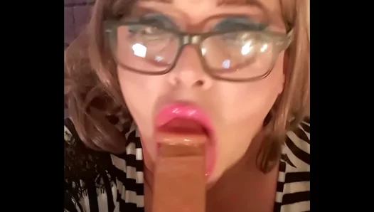 Deep Throat Challenge: on a Massive 6 Silicone Dick – GayXXX