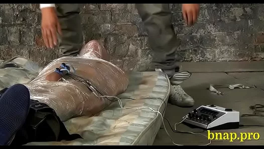 Intense BDSM Desires Unleashed: Top Commands Pain-Loving Sub Below – GayPain 18+