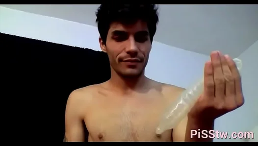 Twink Takes Control: Jerm-off Session Turns into Golden Shower Fun – HotSoloGay 18+