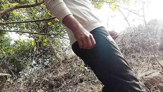 Sensual Escape: Passionate Massage Between Men in a Private Forest Retreat – 18+