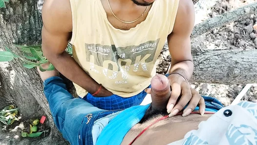 Under the Mango Trees: Young Stud Masters Blowjobs Under Mentors Guidance – HindiGayX 18+