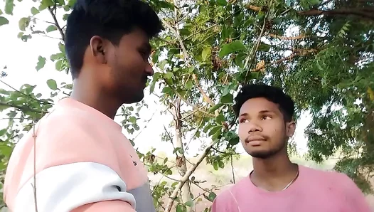 Passionate Embrace Under Palm Trees: Indian Mens Fiery Kissing Session – 18+