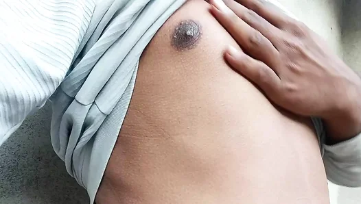 Lost in Bliss: Desi Village Boys Steamy Solo Orgasm Under the Sun – TinyGays 18+