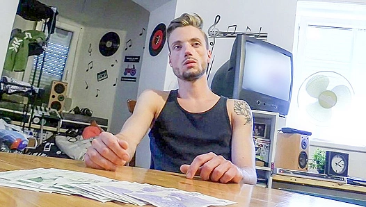 Muscular Twink Takes Hard Ass Pounding – Raw Gay Sex – DebtDandy