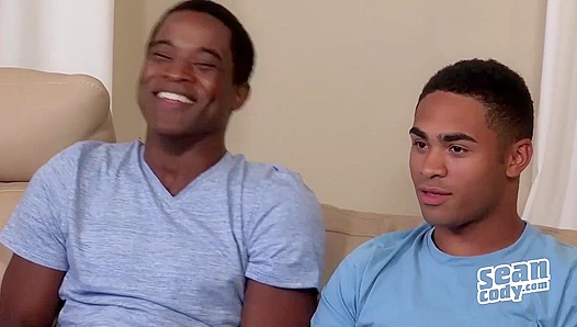 Muscle Stud Gets Faceload: Hot Black Stallion Bares All – SeanCodyX 18+