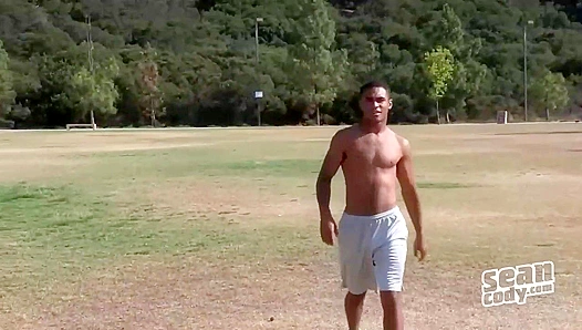Kellin Phillip Goes Wild — Hot Bareback Action on SeanCodyX