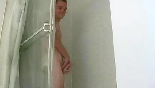 Justins Steel Hard Body Teases a Thick, Veiny Cock – CircleJerkJocks