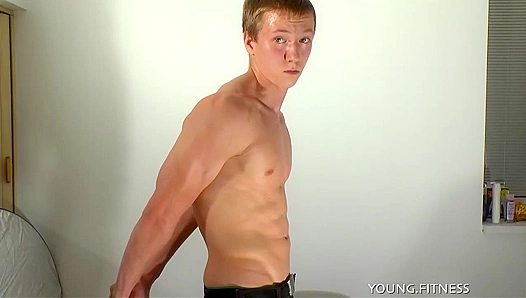 Sculpted Ripped Twink Flaunts His Chiseled Body Heat – EastBoys 18+