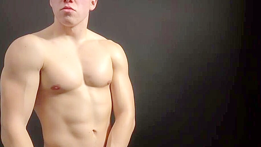 Ripped Muscle Stud Strips Down for Your Pleasure – EastBoys Seduction