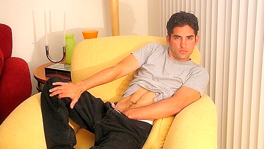 Leos Massive Chilean Cock Gets Milked in Hot Group Masturbating Session – CircleJerkBoys