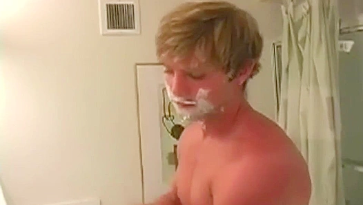 Luke Strokes His Rigid British Pole with Ecstatic Passion – Circle Jerk Boys