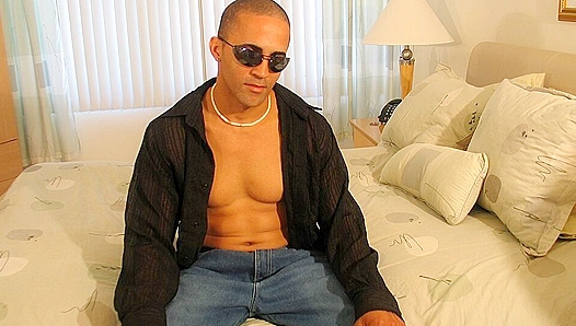 Solo Fire: Damien Strokes His Thick Hard-on Slow – Hot Mature Guys 30+