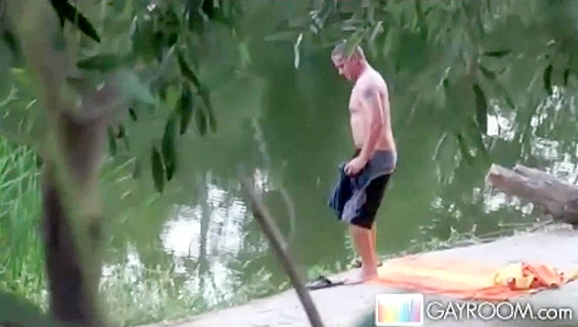 Lake Heat: Two Jock Fuck Buddies Trade Throbbing Loads for Shiny Facial – GayXXX