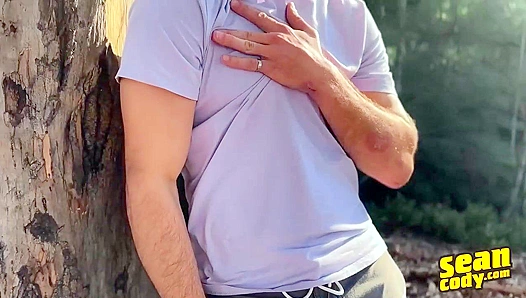 Steamy Encounter BTS Moments with Brysen Drews – RawExposedMales 18+