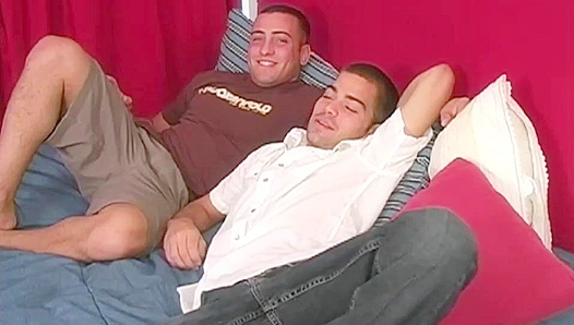Rex Keegan Gets Hard — Steamy Group Masturbation Action – GayPornChat 18+