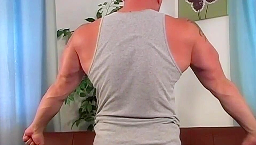 Brian Greens Chiseled Physique Massive Hard-on Work Out Your Dreams – HotMatureMuscle 18+