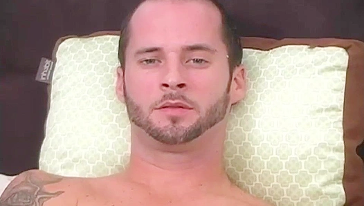 Tattooed Mack Masters Goes Solo – Hot Steamy Gay Showdown – 18+