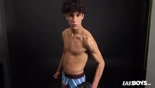 Curvy Slim Twink Exposes His Tight Young Body Live — Full Frontal! – 18+