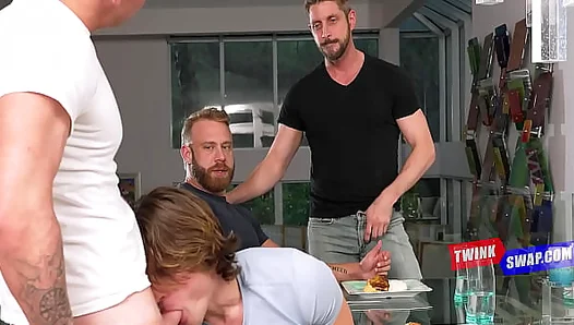 Stepbrothers reunite for steamy twin action that ignites passion – 18+