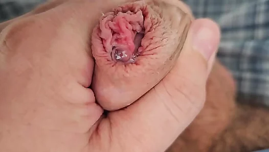 Head Glistening Soft to Sopping Wet — Up-Close Action Craves Your Eyes – GayPornVault 18+