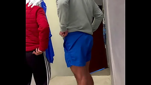 Mastering the Art of Blowjob — This Hot Chickenseller Sucks Cock Expertly – GayXXX 18+