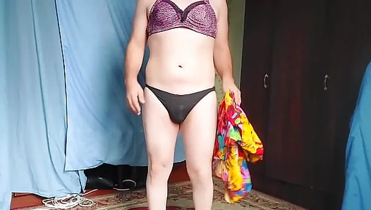 Busty Shemale Cutie Struts Her Stuff on Camera — Hot Youtubers Wild Transformation – 18+