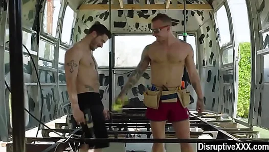 After-Hours Heat: Horny Mechanics Fuck Hard Under Open Sky – 18+GayHunks