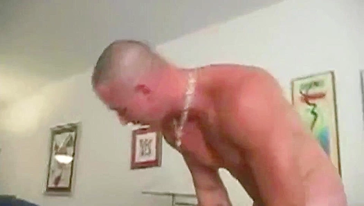 Cherokees Hot Circle Jerk Fantasy Filled With Steamy Kisses – GayPornFun 18+