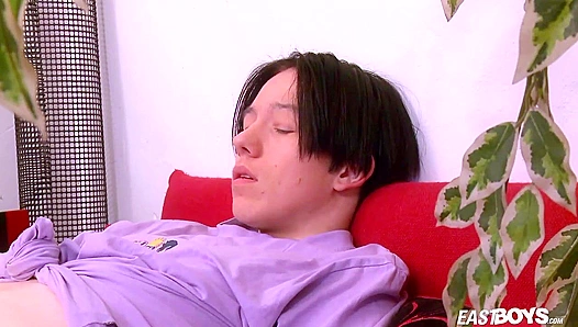 Emo Cutie Kevin Sanders Unleashes Fiery Passion – EastBoys 18+