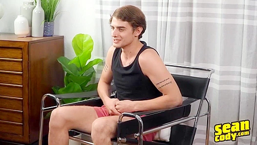 Facial Masterpiece: Juicy Cum Shot from a Horny Football Stud – SeanCody 18+