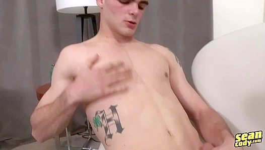 Hot Heavy Hand Job: horny young stud loses control in fiery solo session – Hobies 18+