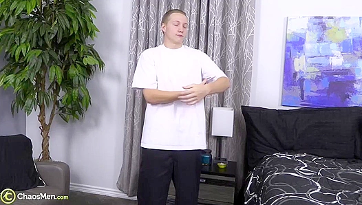 Rookies First Time Moaning While Jacking Off Hard – Steamy Gay Debut Cam Show