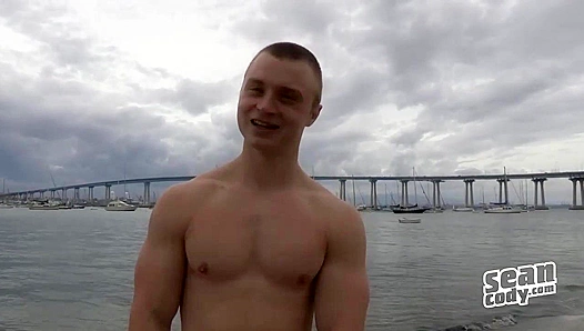 Geek Becomes Beast: Millers Steamy Solo Session Ends in Cum Explosion – SeanCody