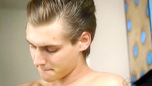 Skater Dude Blasts Load After Intense Solo Ride – CorbinFisher 18+
