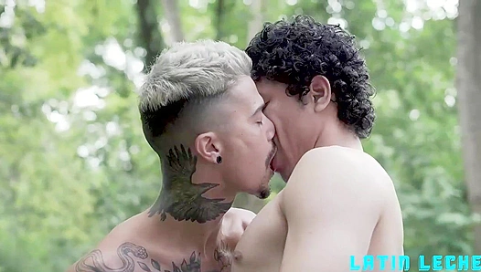 Radison Kendro Goes Wild: Hot Poolside Gay Encounter – LechePassion