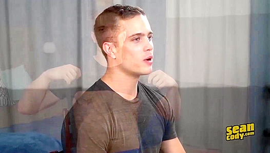 Avery Cums All Over Ripped Abs — Thick Rope Loads Splash Down — Sean Cody