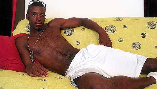 Jet-Black Beast Gleams as He Jizzes Hard — Hot Solo Load Show! – XXX