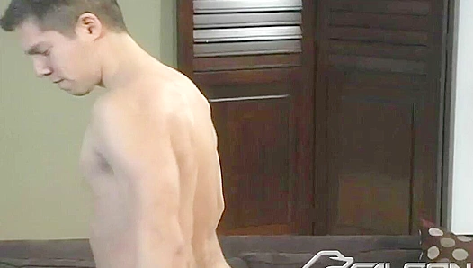 Anthony Preps Wide, Fisting His Thirsty Hole for Big Dick – Falcon Studios