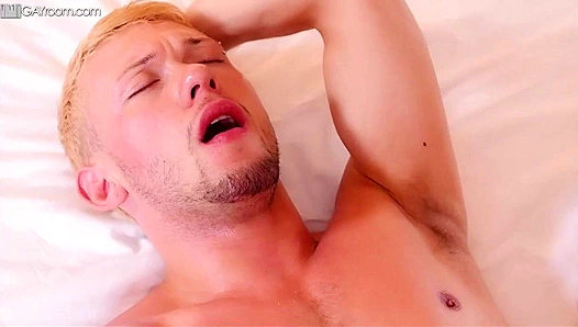 Chained by Lust: Two Jocks Dive into Steamy Taboo Fun – GayRoom 18+