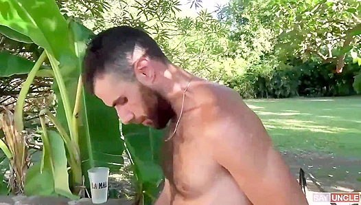 Steamy Latino Encounter: Big-Cock Passion by the Pool – LatinLeche 18+