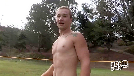 Tattooed Hunk JERKS OFF His Thick Hard-on Solo – SeanCody EXCLUSIVE