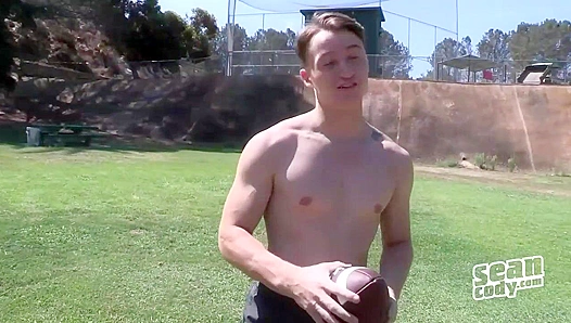 Slender Darryl Takes Control Riding That Hard Muscle Dick – SeanCody Xclusive