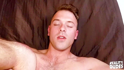 Paul Wagner Claims Parker Banks Virgin Ass – A Raw First-Time Ride Str8Chaser 18+
